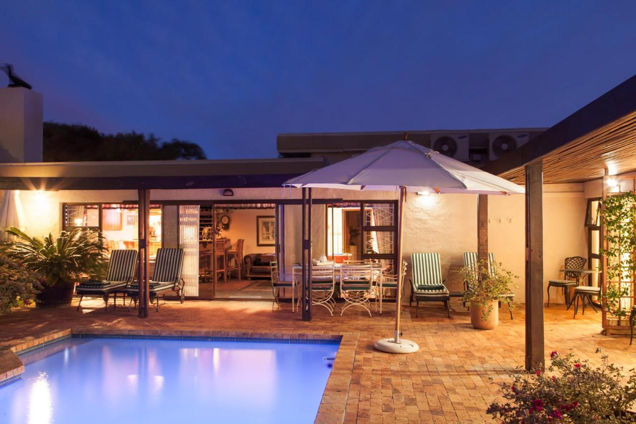 Bed and Breakfast Majorca House Сомерсет-Вест Екстер'єр фото